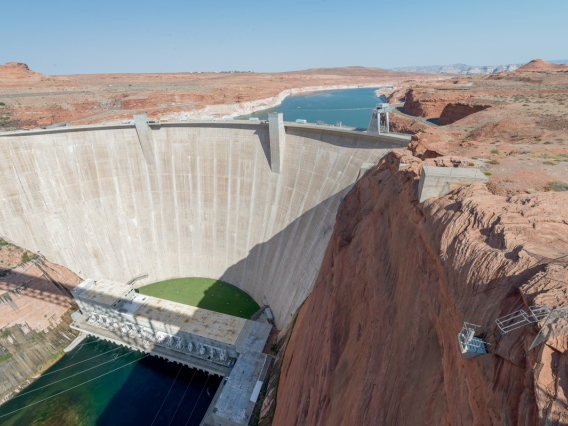 Shlomo Neuman - Glen Canyon Dam and Lake Powell