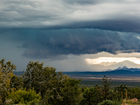 Liz Kemp photo of dark storm clouds