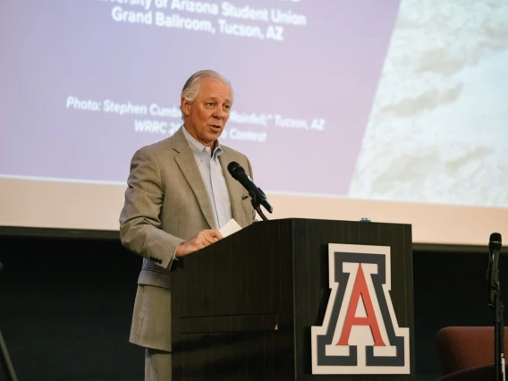 UArizona president Robbins