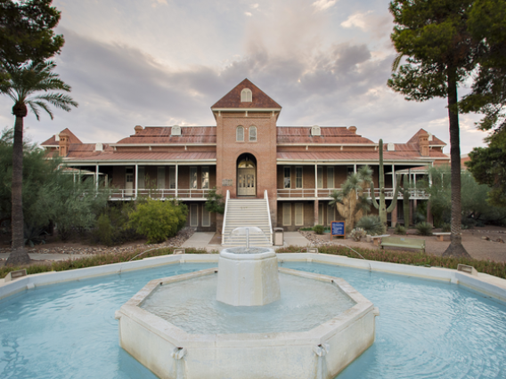 u of a old main building